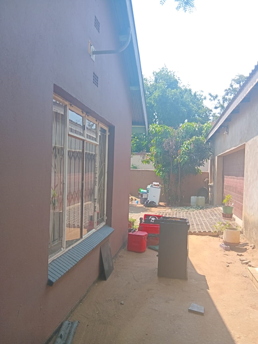 3 Bedroom Property for Sale in Oos Einde North West